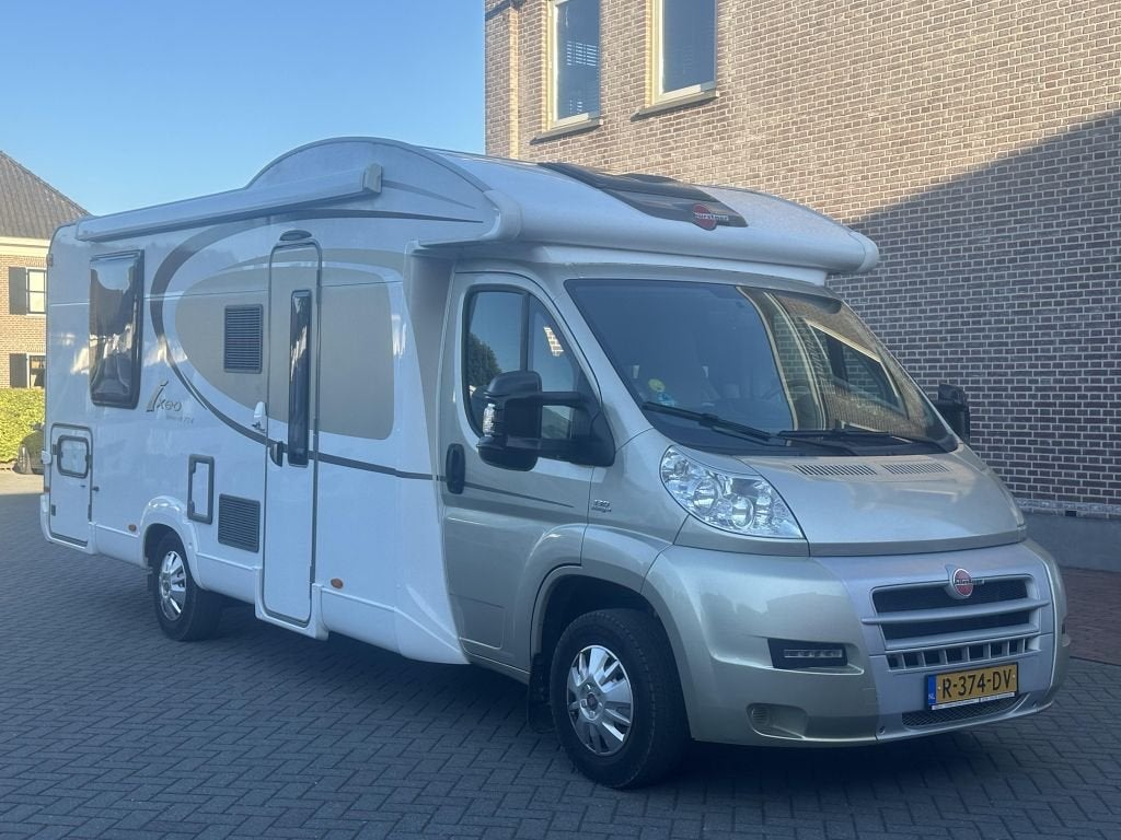 Bürstner Ixeo Time IT 734, Caravans en Kamperen, Bedrijf, Bürstner, Half-integraal