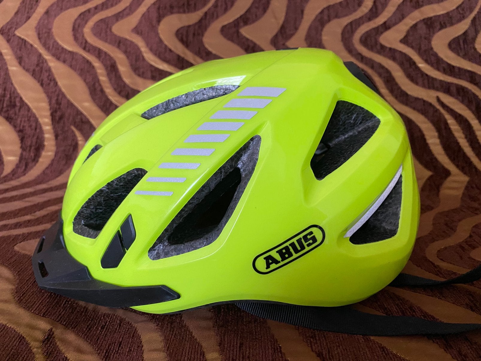 Abus Casque Urban-I 3.0 led size 56-61cm, Ophalen, Zo goed als nieuw, L
