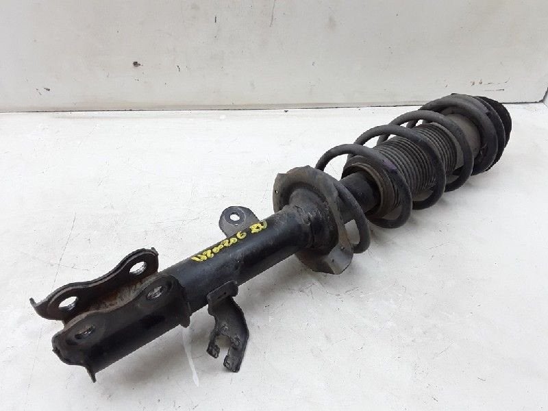 VEERPOOT RECHTS VOOR Nissan Note (E12) (08-2012/12-2016), Gebruikt, Nissan