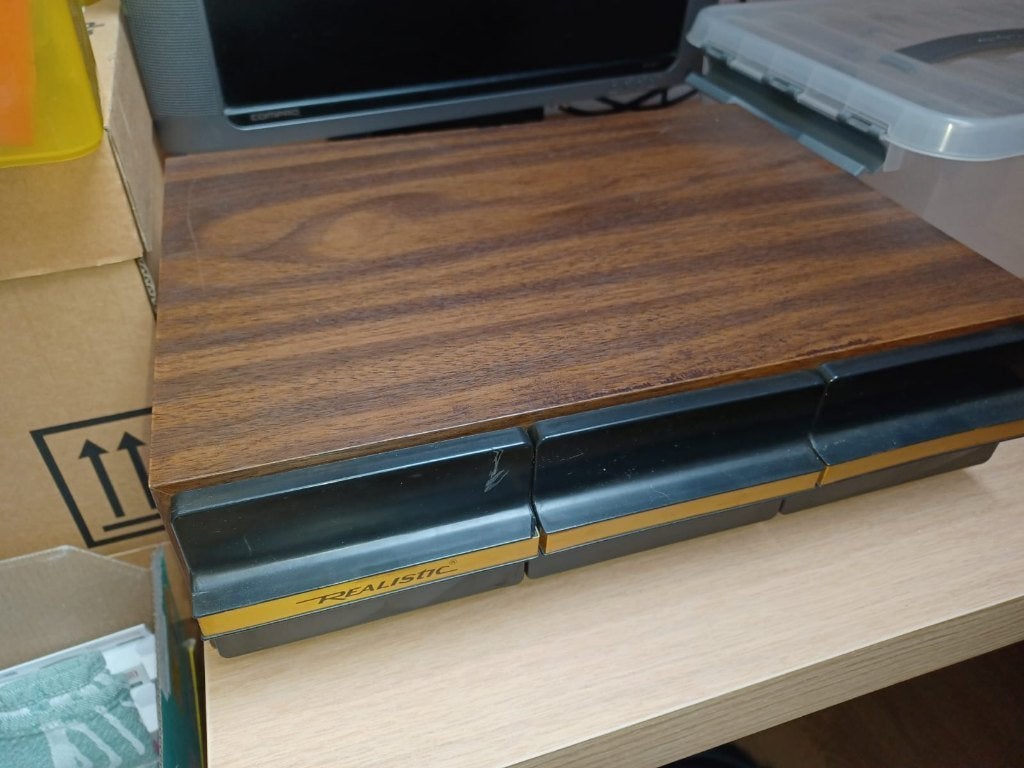 Realistic Houder voor casettes, Ophalen, Minder dan 50 cm, Gebruikt, Wood Grain