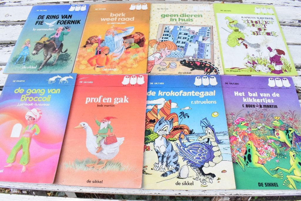 8 oude kinderboekjes voor 2de graad (2de leerj.), Enlèvement ou Envoi, Utilisé, Autres niveaux, Néerlandais