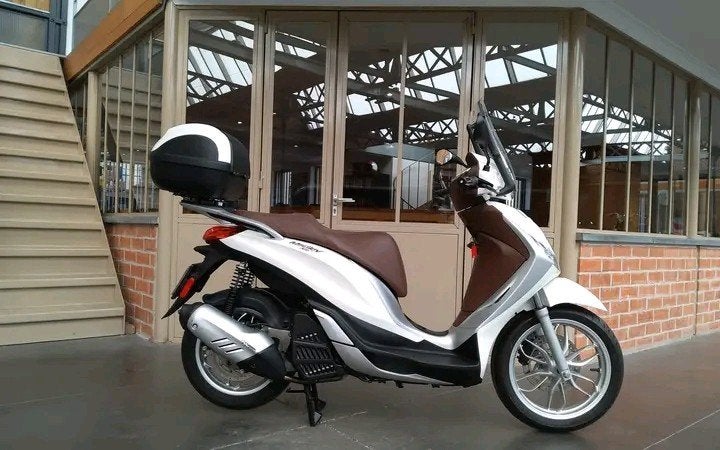 PIAGGIO MEDLEY 125 S ABS  Levering aan huis, Motoren, Bedrijf, ABS