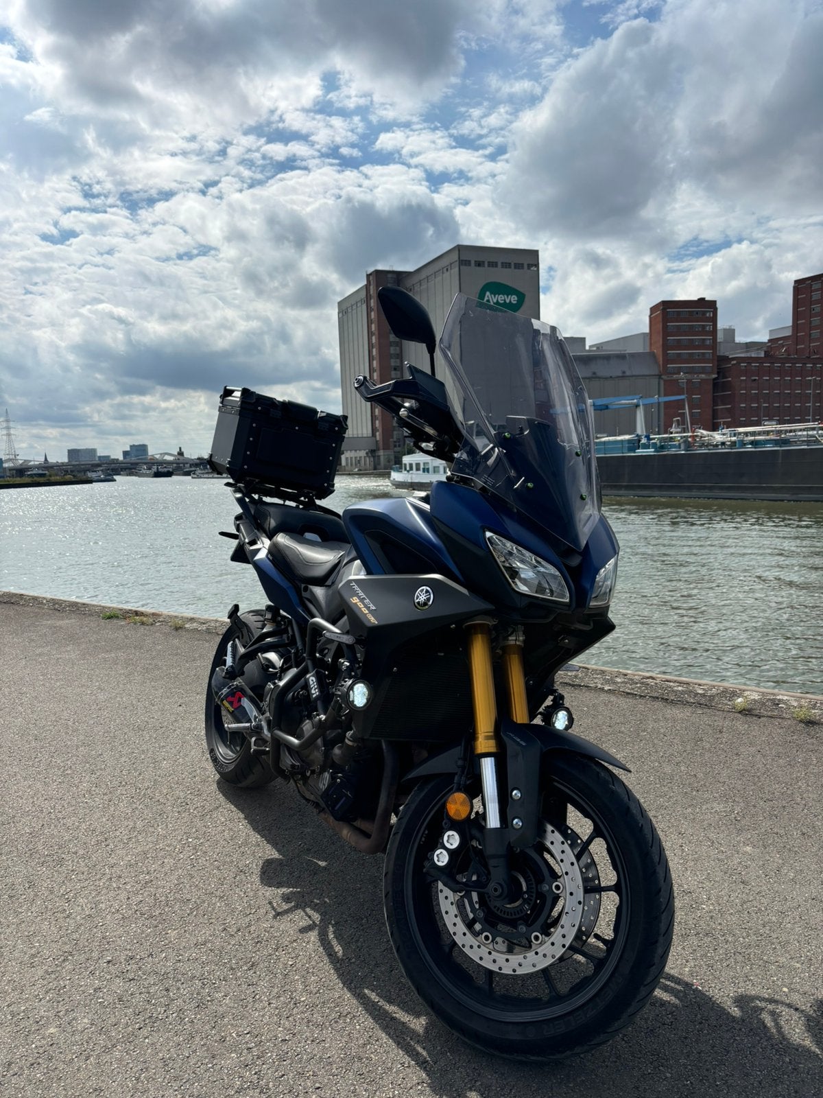 Tracer 900gt en parfait état et pleine d'options, Motos, Motos | Yamaha, Particulier, Tourisme, plus de 35 kW, 3 cylindres, Permis Moto A