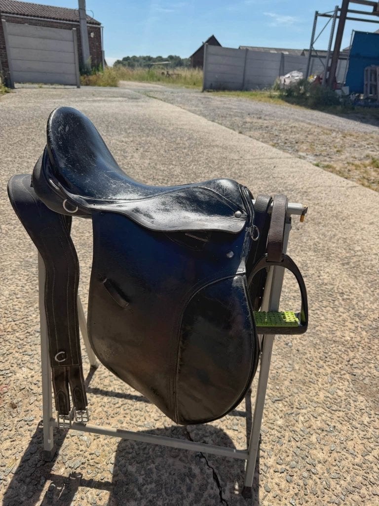 Selle anglaise, Animaux & Accessoires, Enlèvement, Utilisé, Polyvalence, Étriers inclus