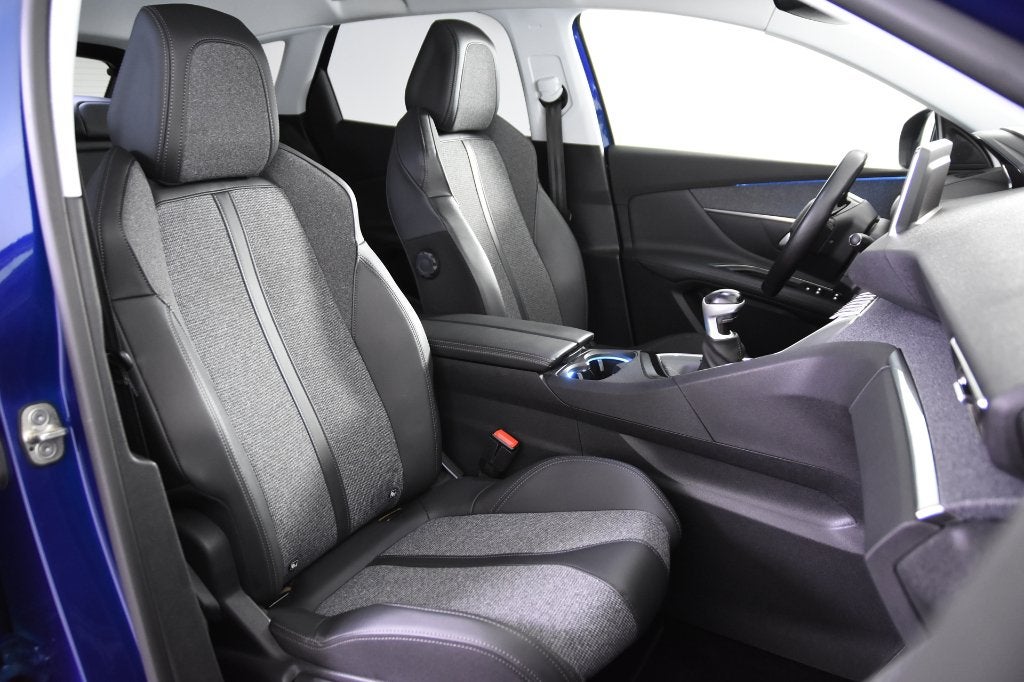 Peugeot 3008 Allure 130 *1ste Eigenaar*Leer*PDC*, Voorwielaandrijving, 1199 cc, Blauw, Leder en Stof