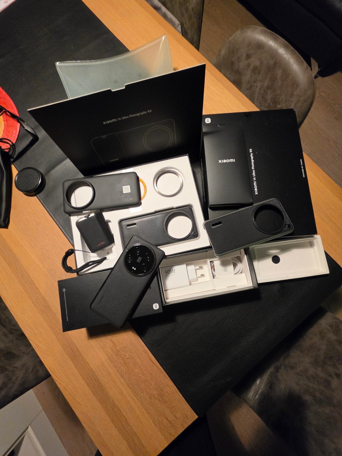 Xiaomi 14 ultra met kit foto, Telecommunicatie, Ophalen of Verzenden