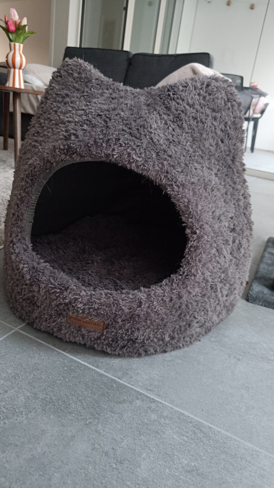 Katten mandje te koop, Ophalen