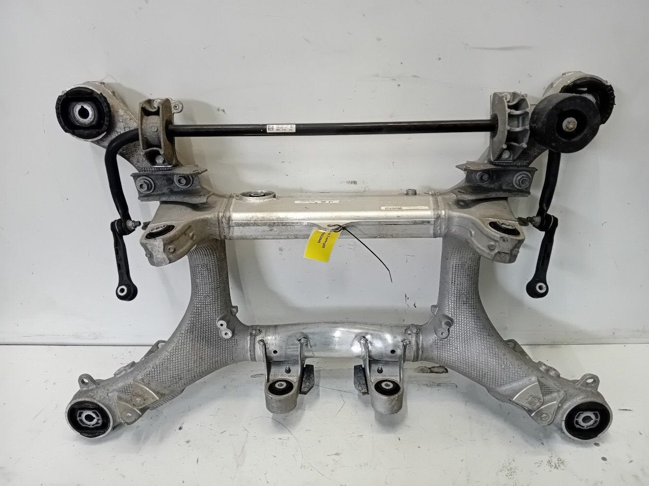 Subframe achter BMW 5 serie, Onderdelen@venauto.nl, Van der Ven Autorecycling B.V., Gebruikt, Ettenseweg 76, 4706 PB Roosendaal, The Netherlands
