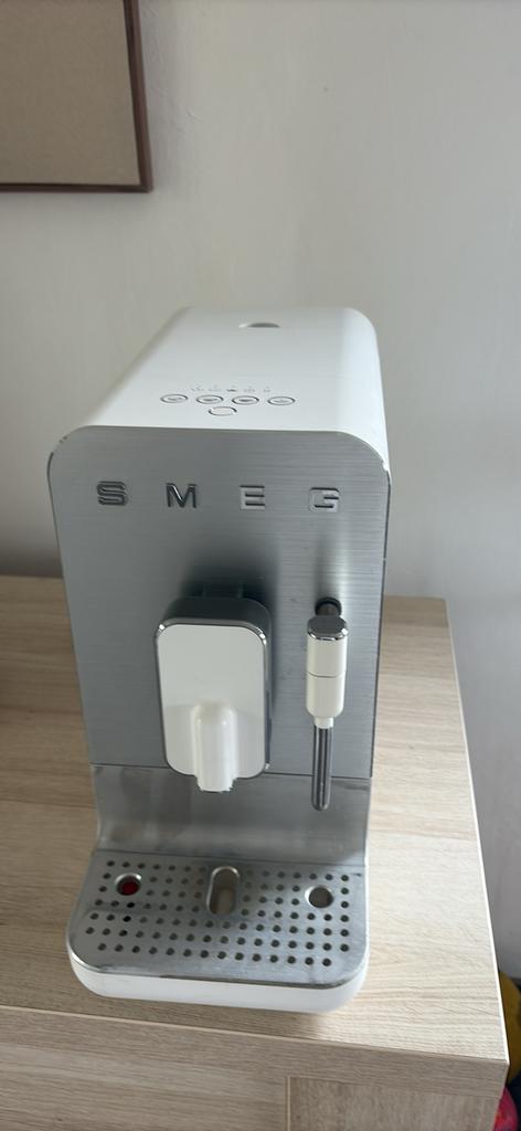 Machine a cafe a grains smeg, Elektronische apparatuur, Koffiezetapparaten, Ophalen, Gebruikt, Espresso apparaat, Koffiebonen
