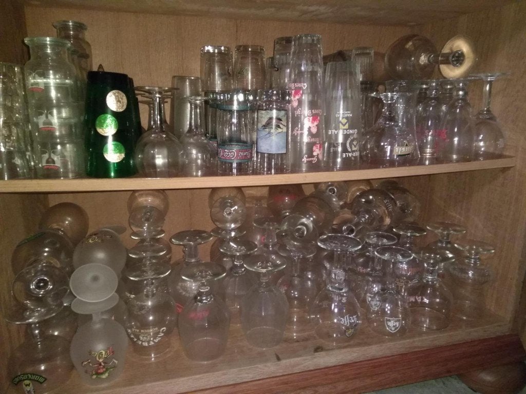 VERRES A BIERE ET VERRES A VIN, Enlèvement