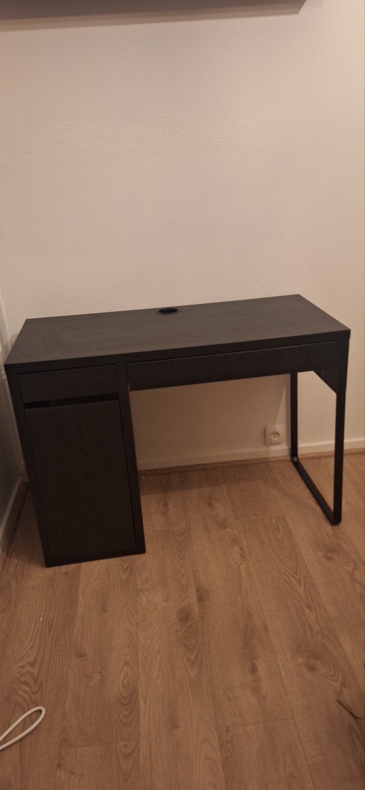 Bureau ikea, Enlèvement, IKEA
