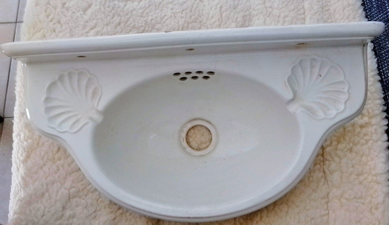 Fontaine murale ancienne anno 1900, Lavabo ou Évier, Moins de 100 cm, Utilisé, Moins de 50 cm