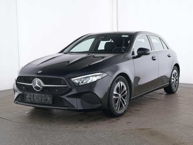 Mercedes-Benz A-Klasse A 200 Luxury Line (automatique), Achat, 1440 kg, Euro 6, Entreprise