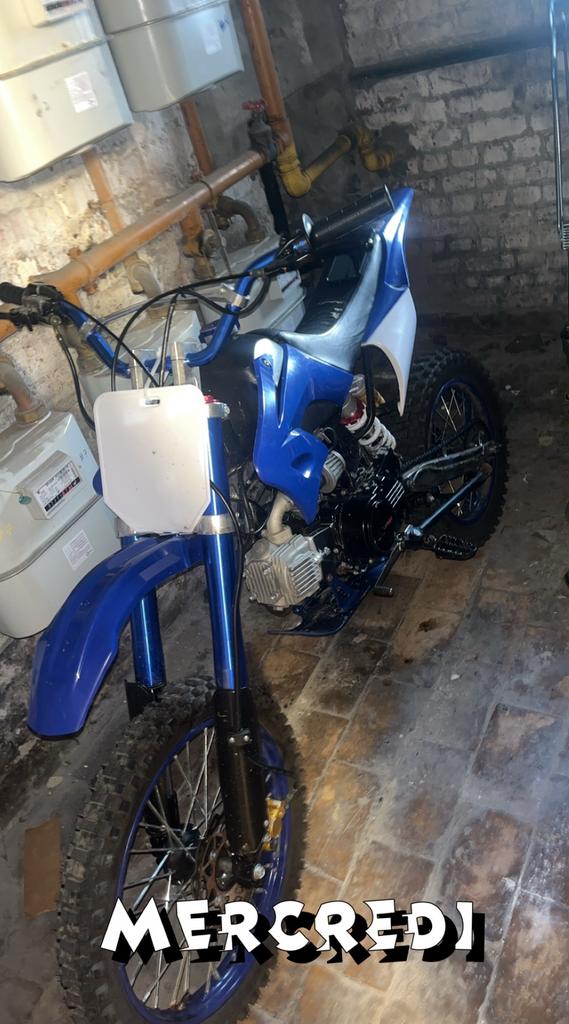 Dirt 125cc, Enlèvement, Comme neuf