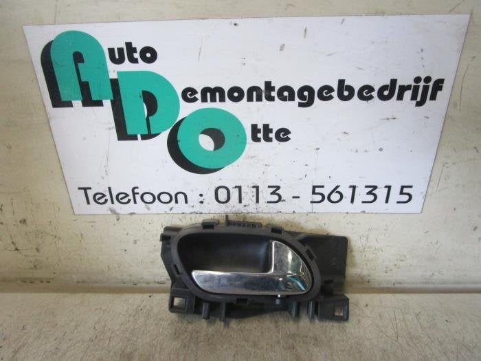 Poignée portière 4portes avant droite d'un Peugeot 207 (20, -, 3 mois de garantie, Utilisé, -