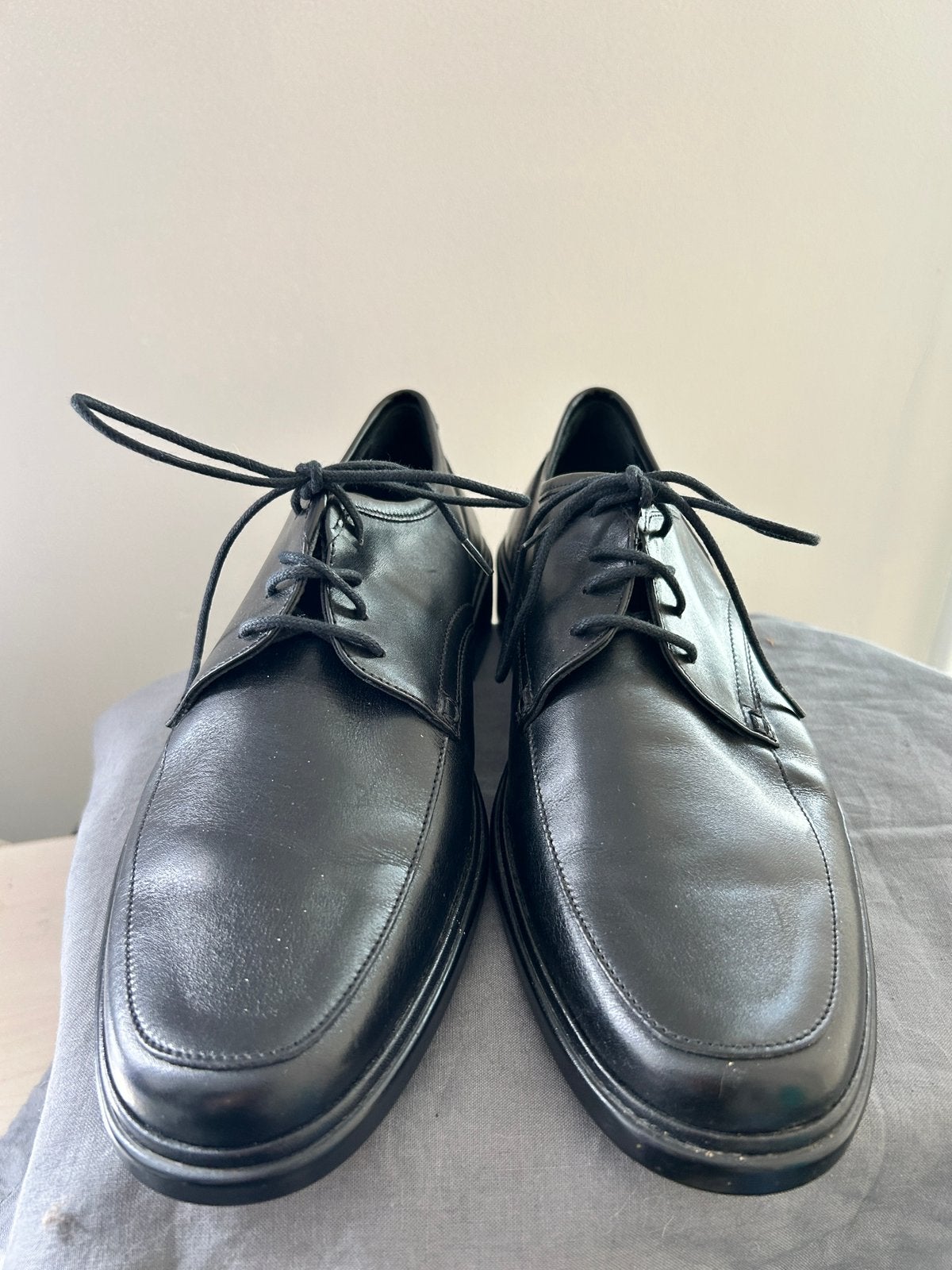 Bally chaussures cuir noir 6,5 ou 39,5-40, Enlèvement ou Envoi, Comme neuf, Noir