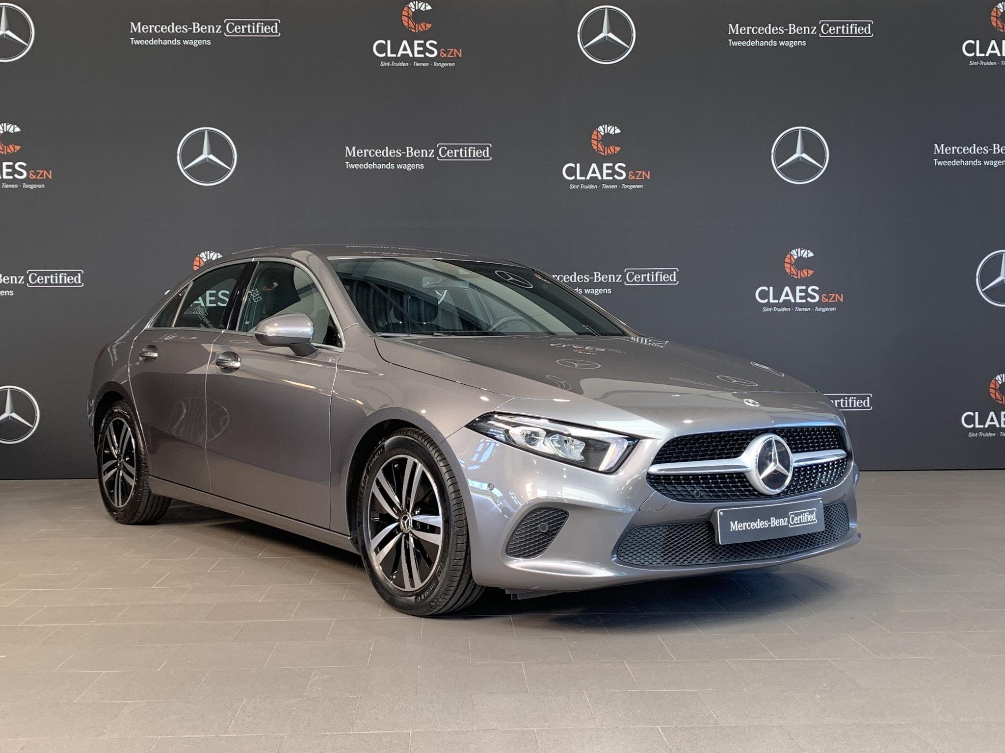 Mercedes-Benz A-klasse Berline 200d Progressive Line - DOS 8, Auto's, Mercedes-Benz, 4 deurs, Stof, Gebruikt, 4 cilinders