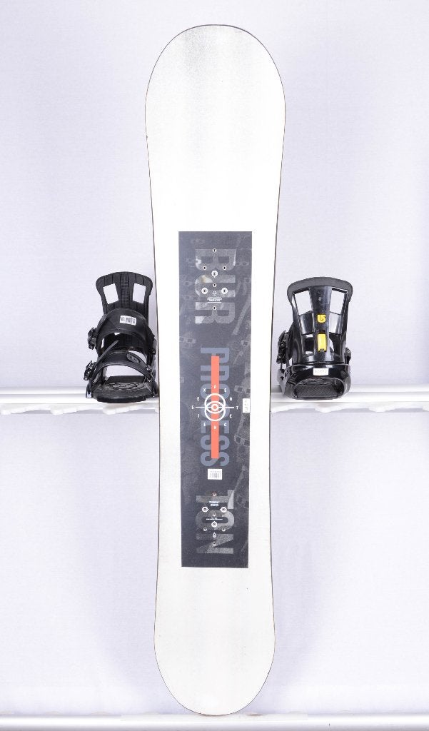 Snowboard 144 ; 148 cm BURTON PROCESS EXPERIENCE blanc/noir, Envoi, Utilisé, Planche