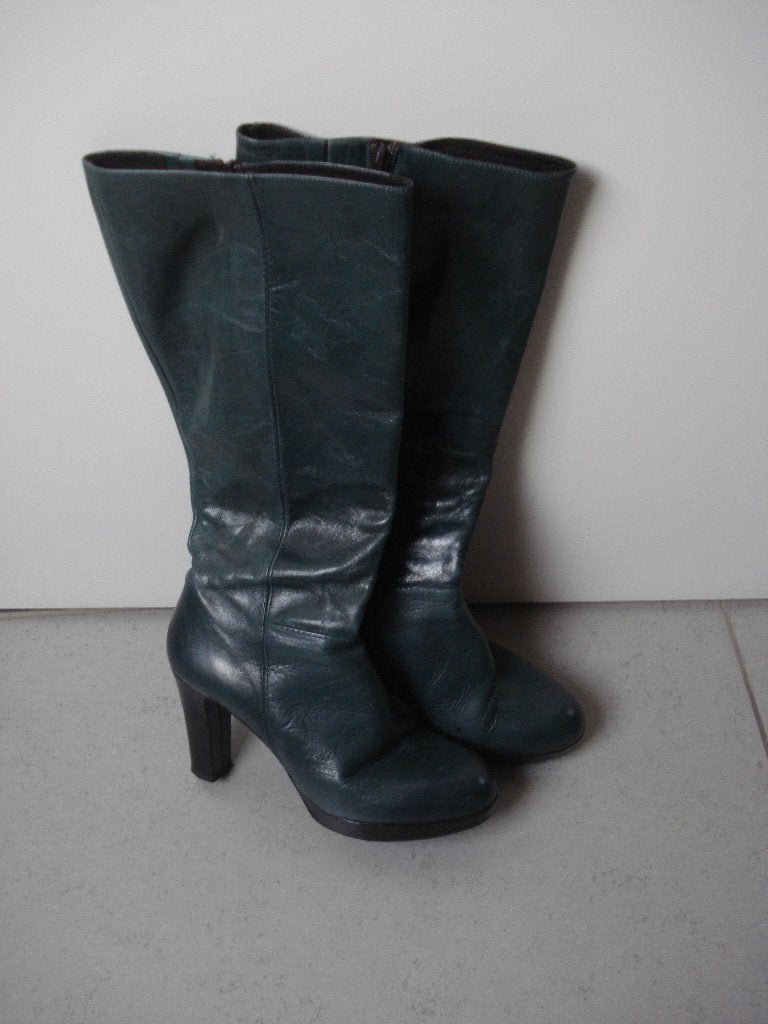 Zinda groene laarzen dames. mt 37, Enlèvement ou Envoi, Chaussures à haut talons, Vert, Porté