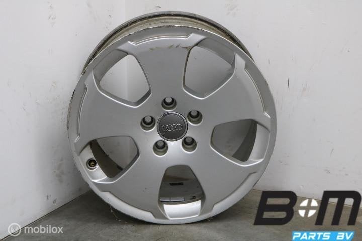 1 losse 17 inch velg Audi A3 8P 8P0601025C, Auto-onderdelen, Banden en Velgen, Gebruikt, Velg(en)