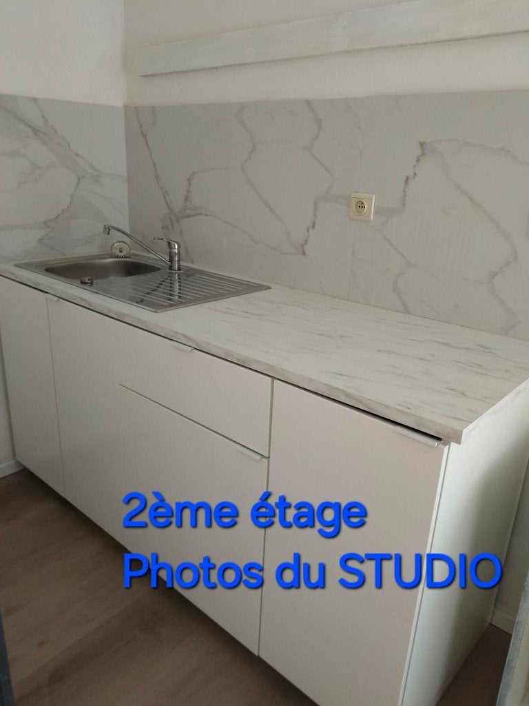 Studio à louer, Immo, Charleroi