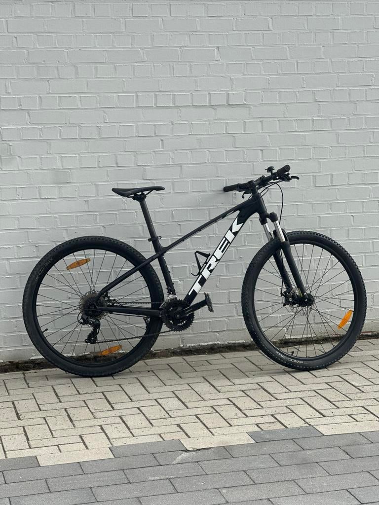Mountainbike Trek Marlin 4, Fietsen en Brommers, Fietsen | Mountainbikes en ATB, Zo goed als nieuw, Trek, Ophalen