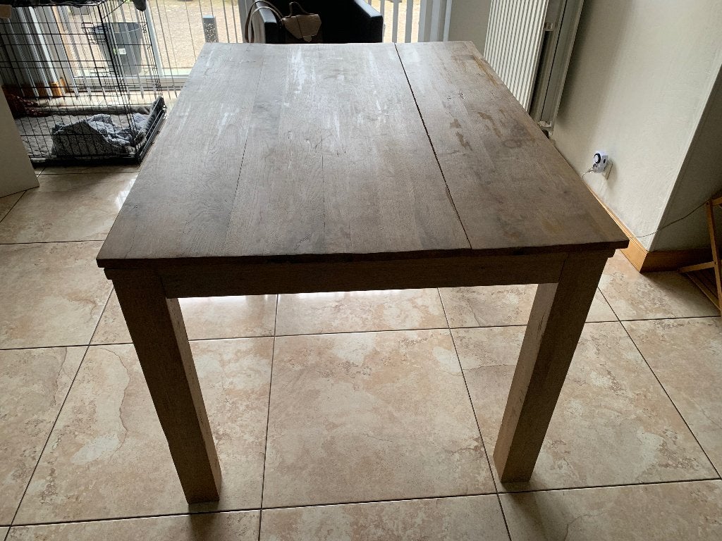 Tafel, Quatre personnes, 50 à 100 cm, 100 à 150 cm, Enlèvement