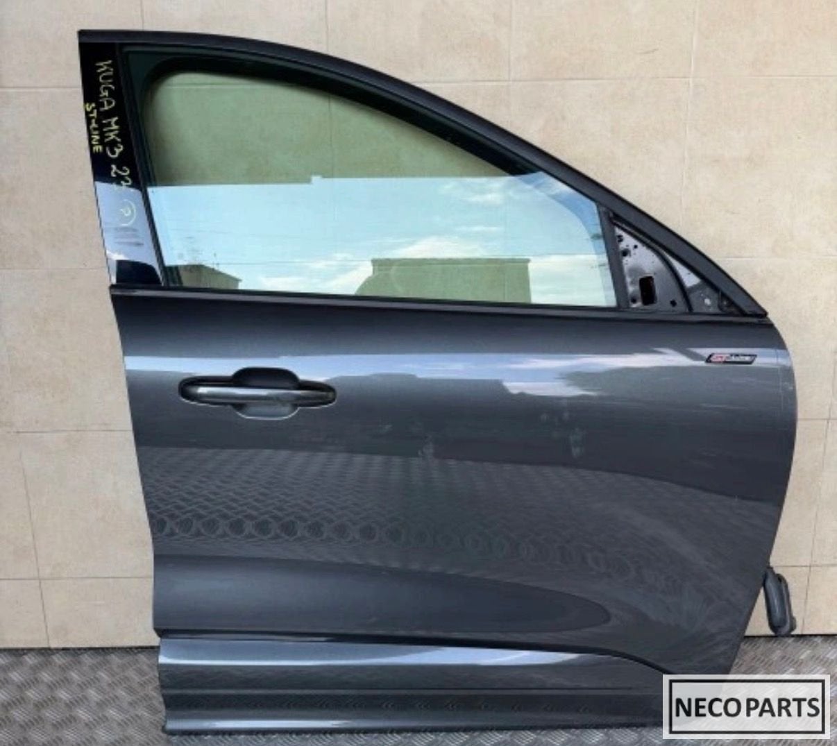 FORD KUGA MK3 ST-LINE PORTIER DEUR RECHTS ALLES LEVERBAAR!!!, Arrière, -, Haillon arrière, -