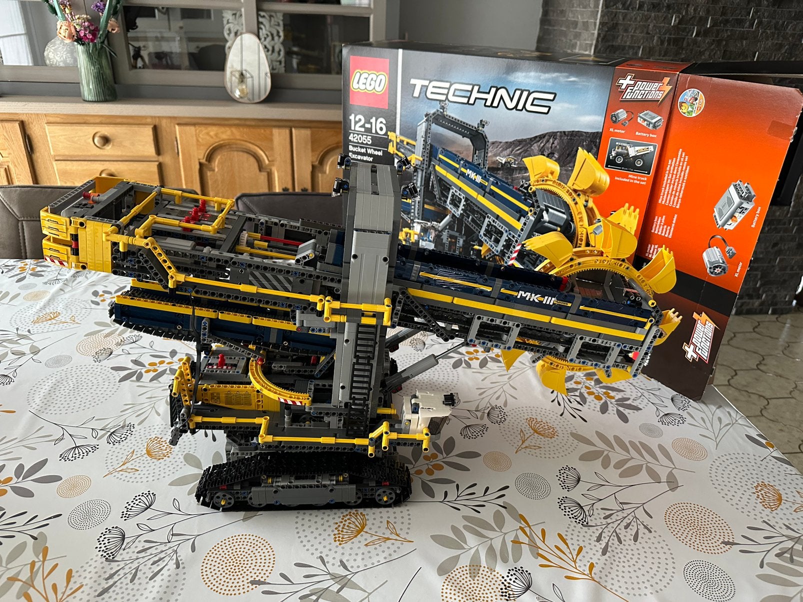 Lego technic 42055 Bucket Wheel Excavator, Kinderen en Baby's, Speelgoed | Duplo en Lego, Ophalen, Lego, Zo goed als nieuw, Compleet
