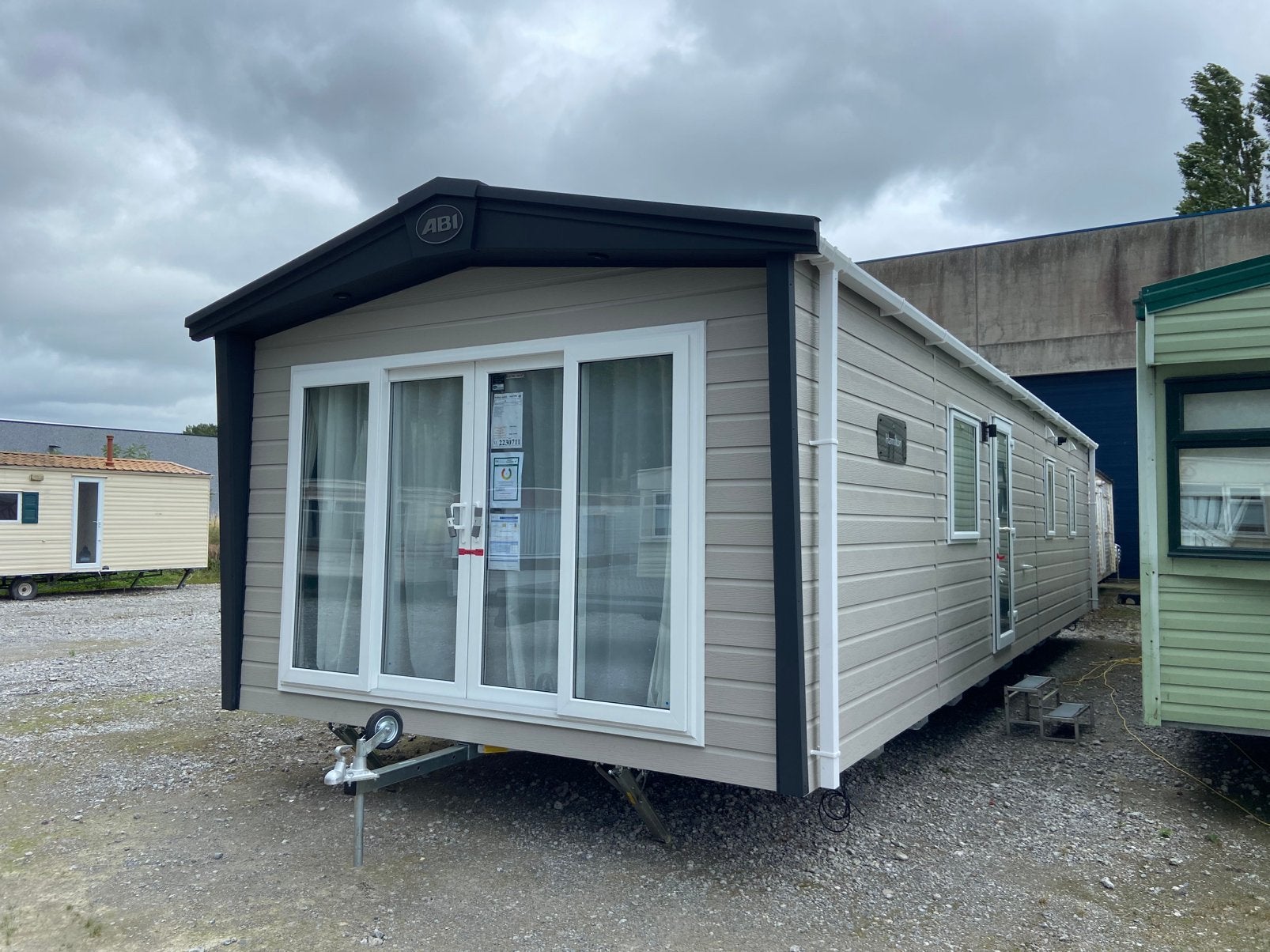 Nieuwe luxe Stacaravan abi hammilton dg en cv, Caravans en Kamperen, Stacaravans