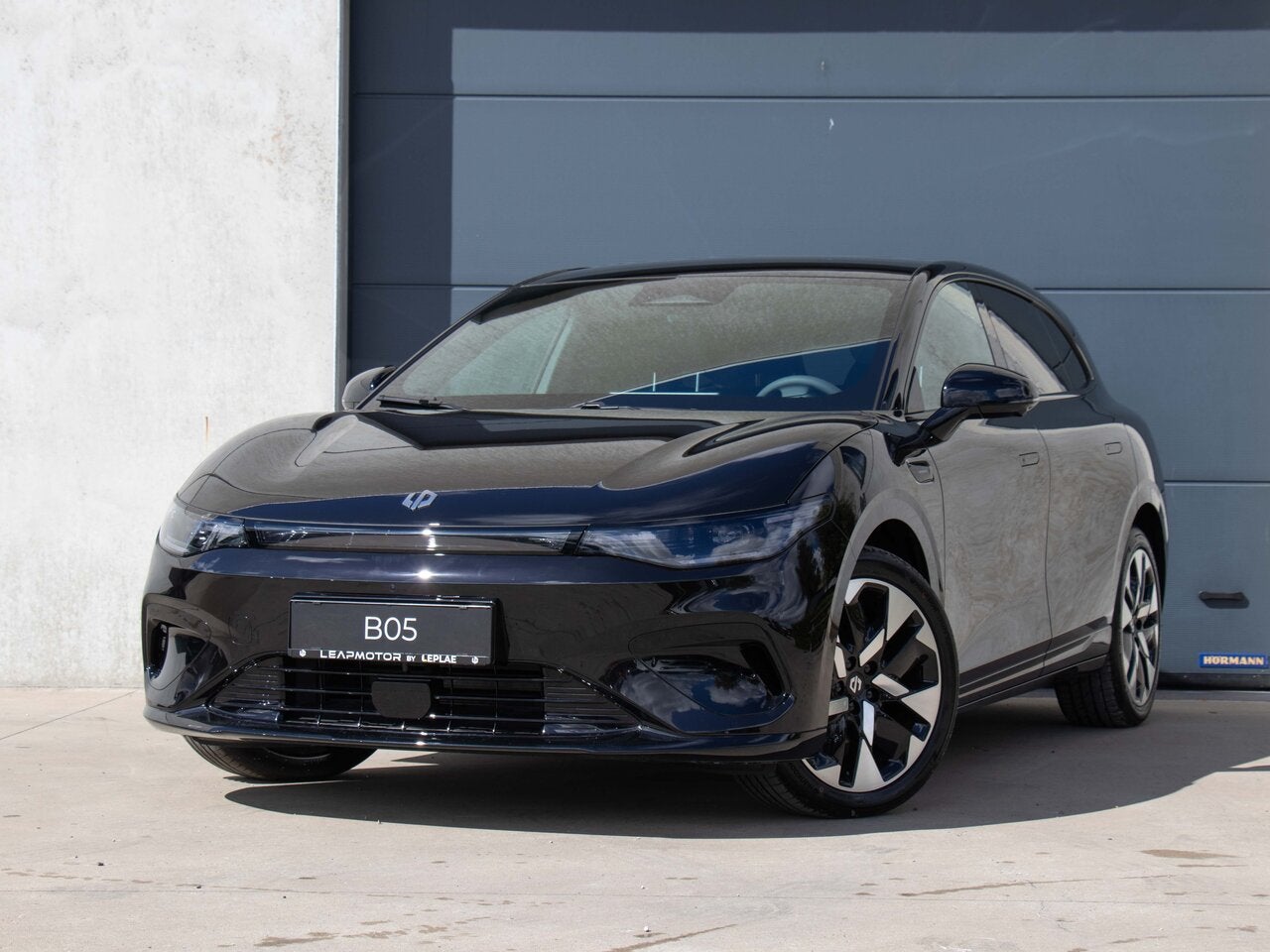 Leapmotor B05 DESIGN PROMAX 67,1KWH|NIEUW|STOCK|DIRECT LEVE, Auto's, 0 kg, Parkeersensor, 161 kW, B05