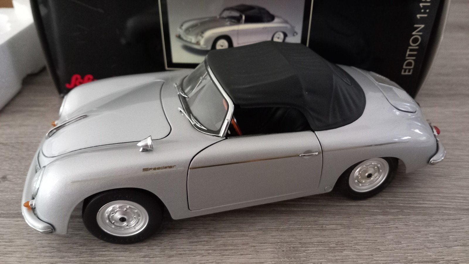 Schuco Porsche 356A Speedster 1:18 ( Zilver ), Ophalen
