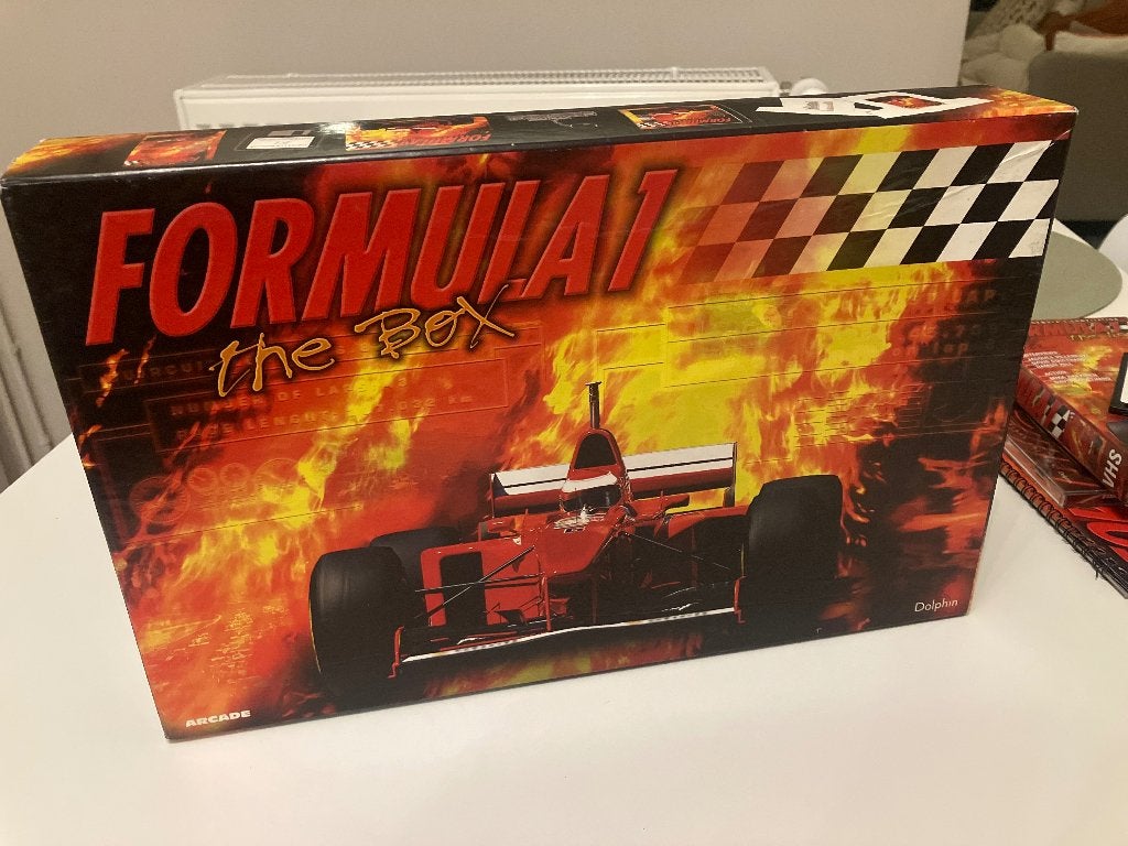 Formula 1 - the box ( arcade) giftbox, CD & DVD, Enlèvement ou Envoi, Autres genres, Utilisé, Coffret