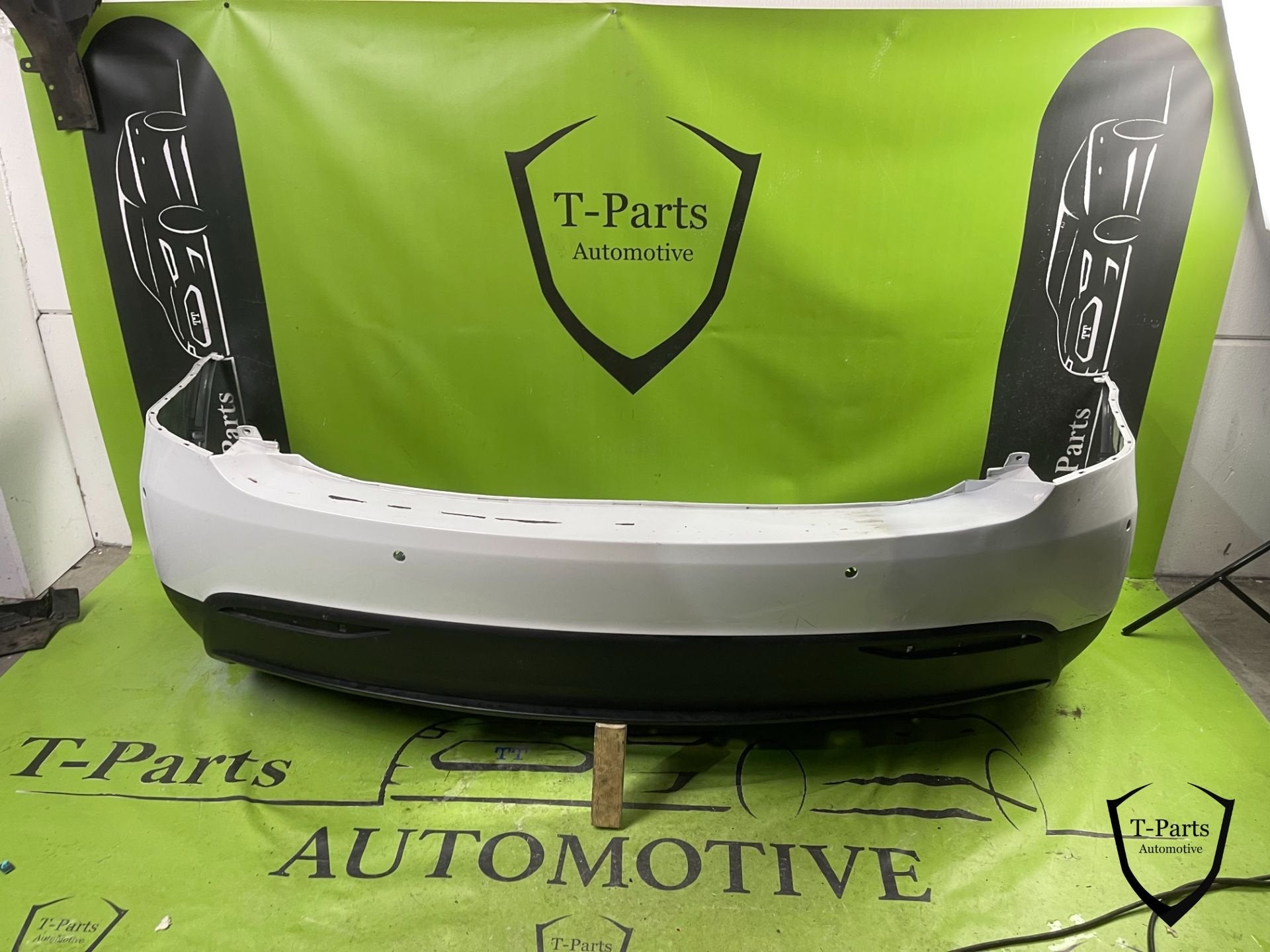 tesla model X achterbumper bumper PDC, Info@fabrikant.eu, Bumper, Fabrikantstraat 1
1000 AA  Amsterdam, Fabrikant BV
