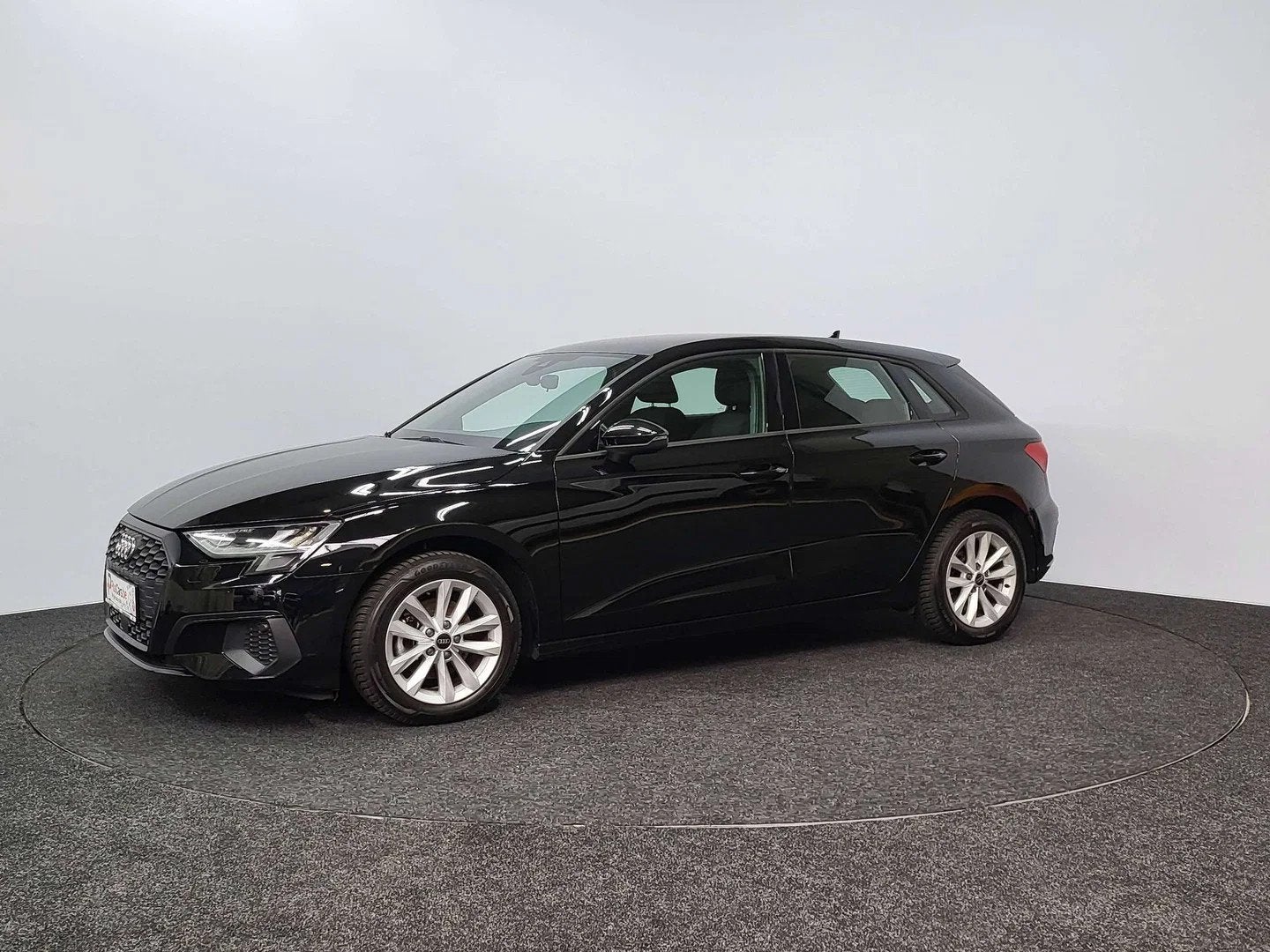 Audi A3 Sportback | 30 TFSI | 2022 | 111.418 km | Perfecte s, Stof, 1770 kg, LED verlichting, Zwart