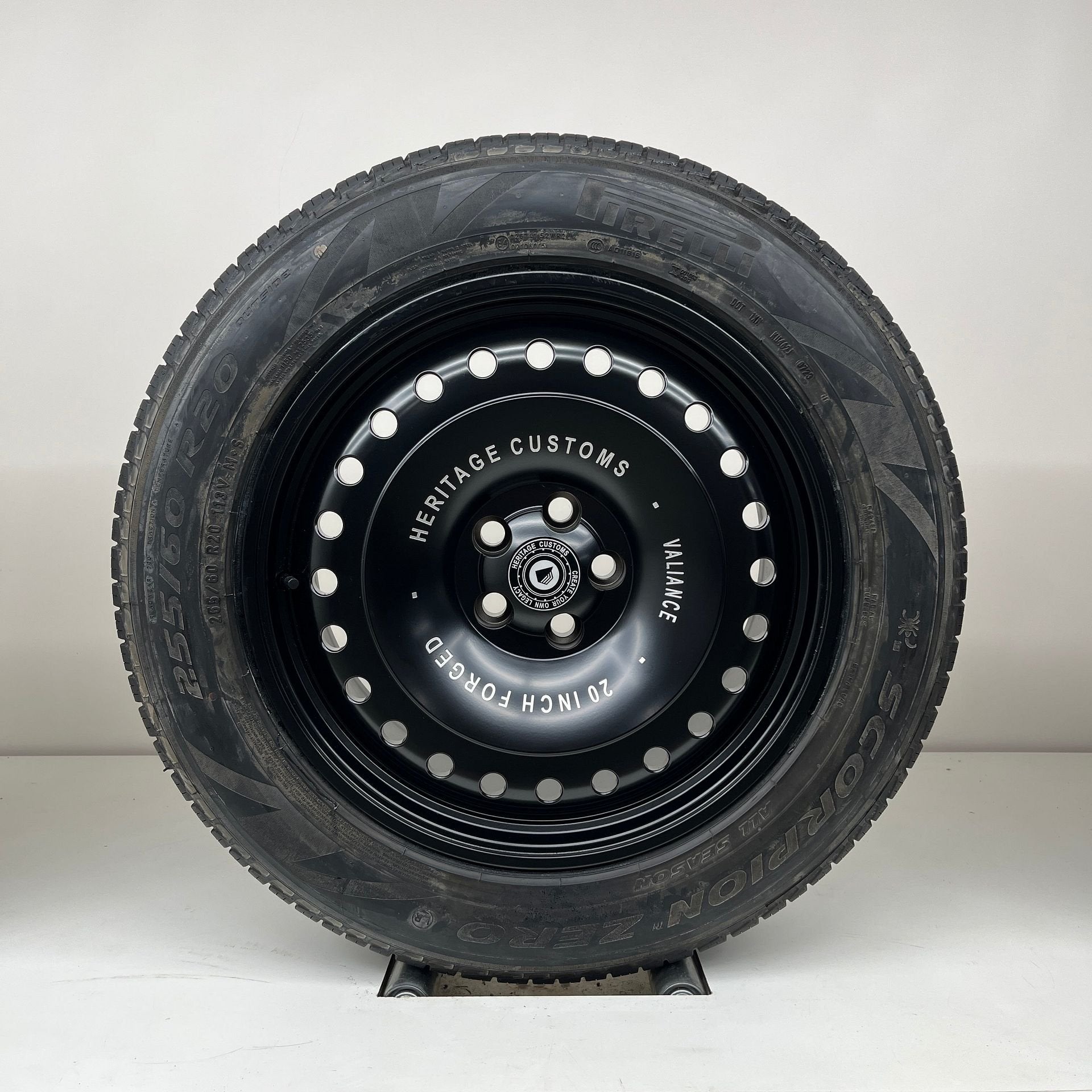 Land Rover Defender - 20 inch - all season NIEUW, Neuf, Pneus et Jantes, Enlèvement ou Envoi, Véhicule de tourisme