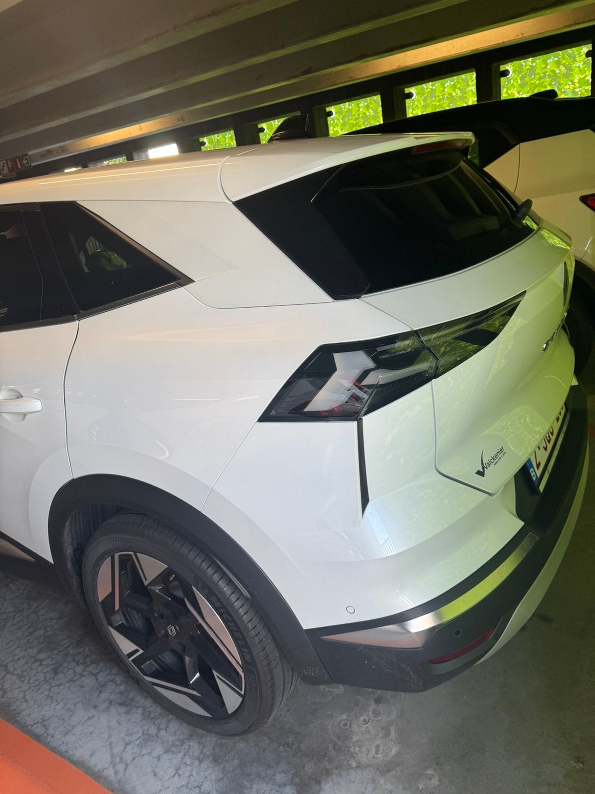 Te koop, Auto's, Renault, Automaat, Achterwielaandrijving, Leder en Stof, Wit