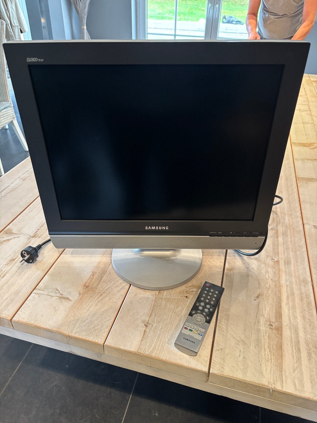SAMSUNG LCD TV - 20inch, geen HDMI!!, Audio, Tv en Foto, Ophalen, Gebruikt, LCD, Samsung