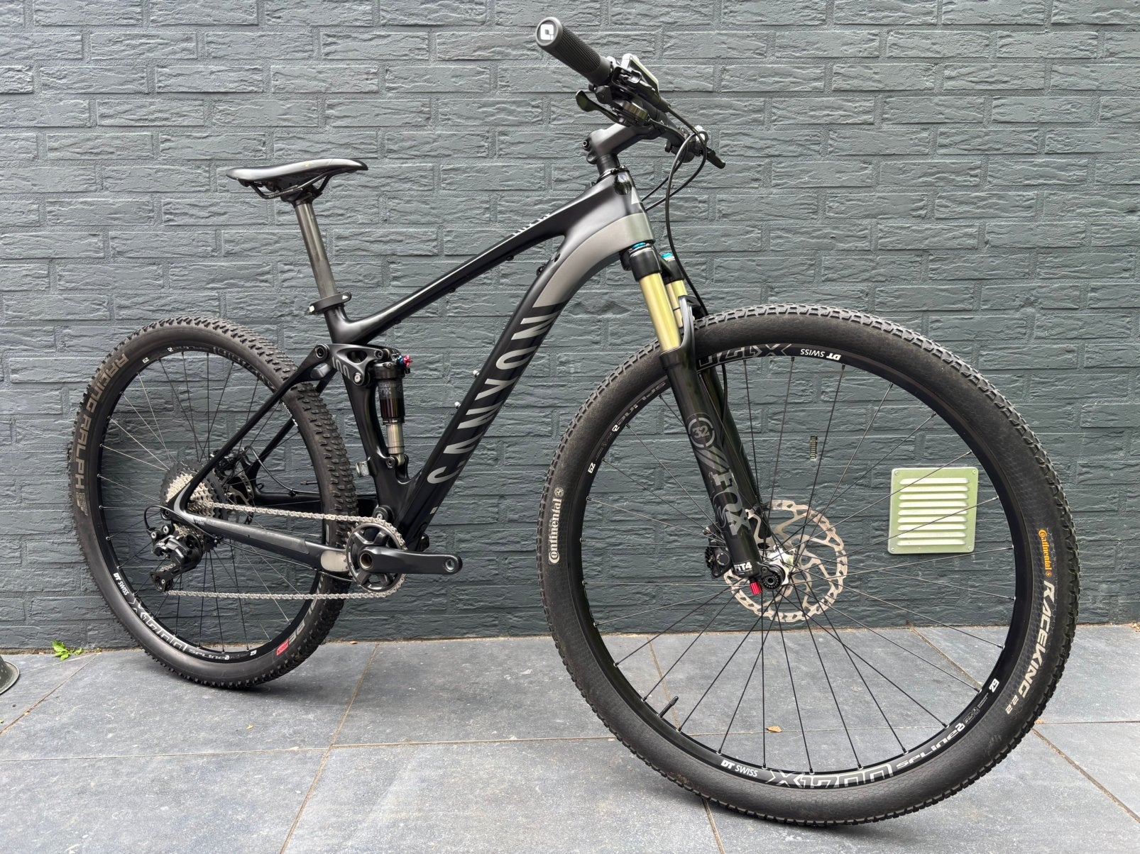 🔥 Canyon Lux CF 7.9 Carbon 29” XT 1x11 Fox Taille L 🔥, Vélos & Vélomoteurs, Vélos | VTT & Mountainbikes, Comme neuf, Autres marques