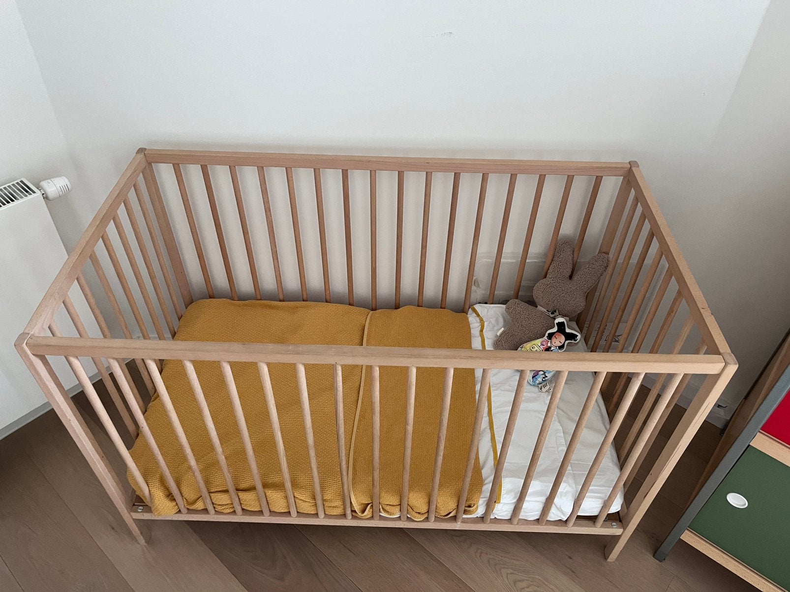 Babybed 60x120 (incl. matras), Kinderen en Baby's, Ophalen, Zo goed als nieuw