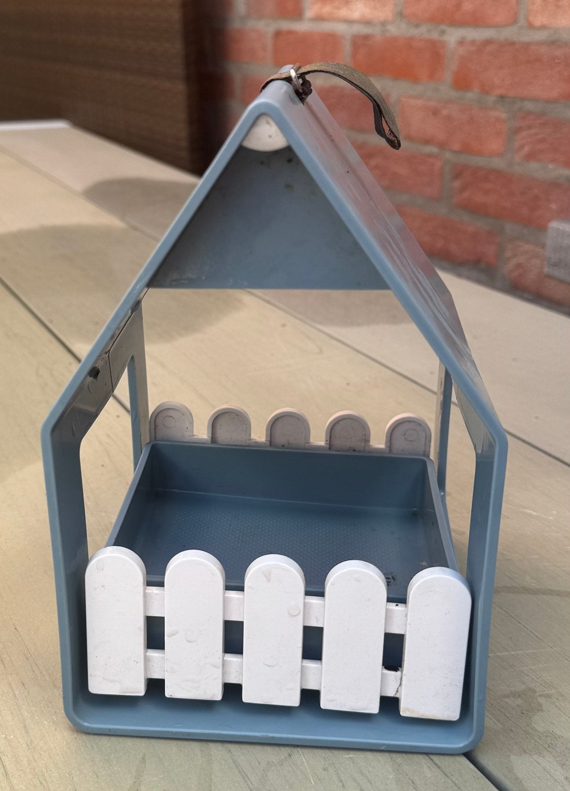 Emsa landhaus vogelvoederhuisje , zowel voor voer of water, Enlèvement, Comme neuf