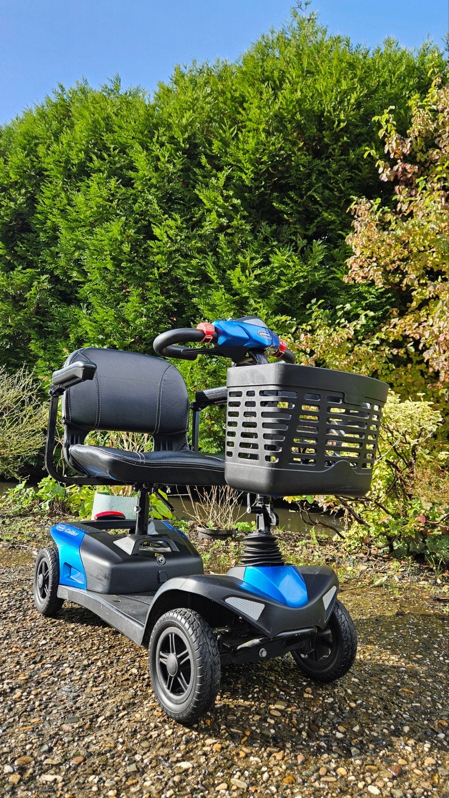 Invacare Colibri scootmobiel, inklapbaar en deelbaar, Ophalen, Inklapbaar, Zo goed als nieuw, Elektrische rolstoel