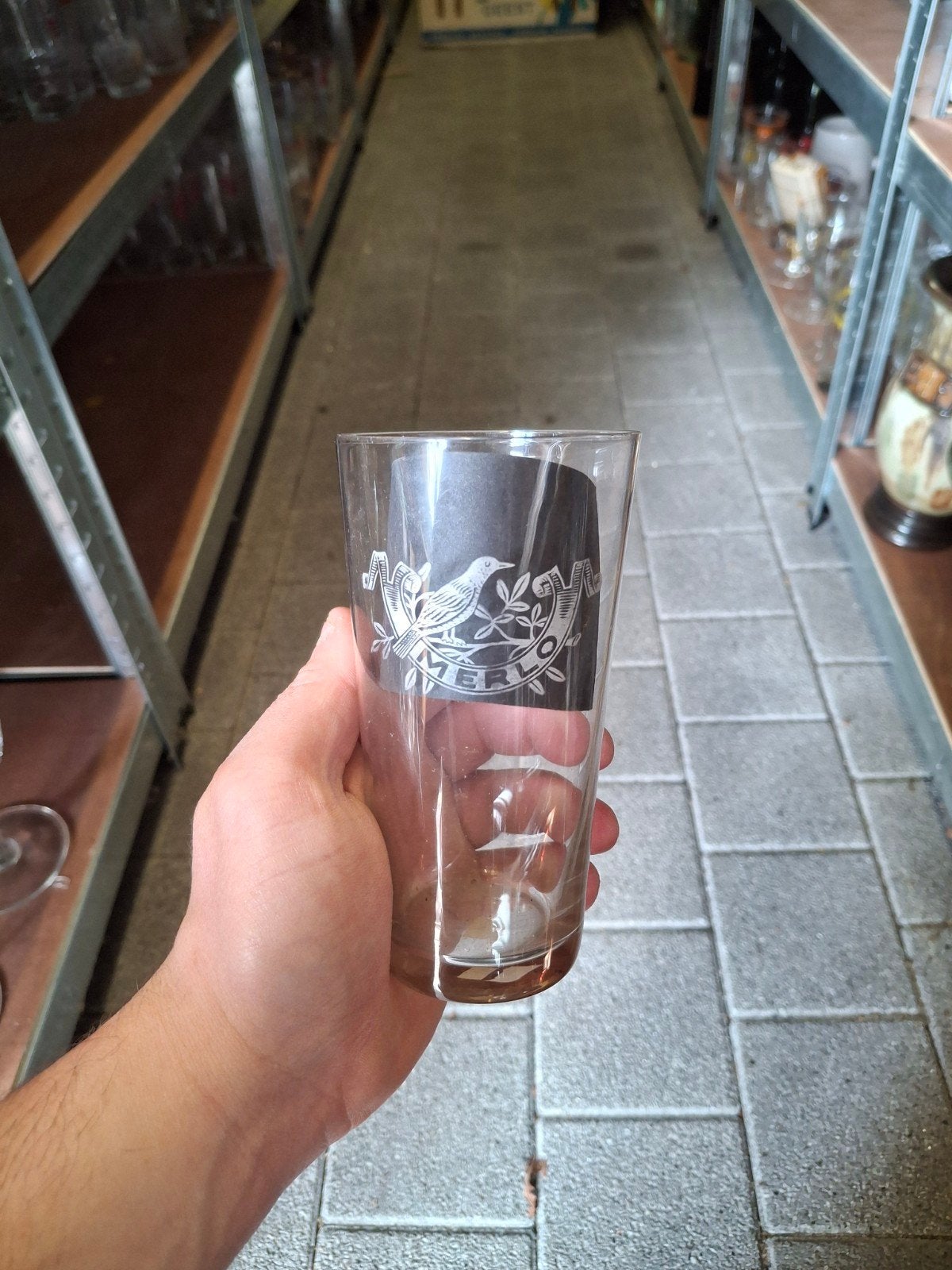 Oud gezuurd bierglas merlo, Verzamelen, Ophalen of Verzenden