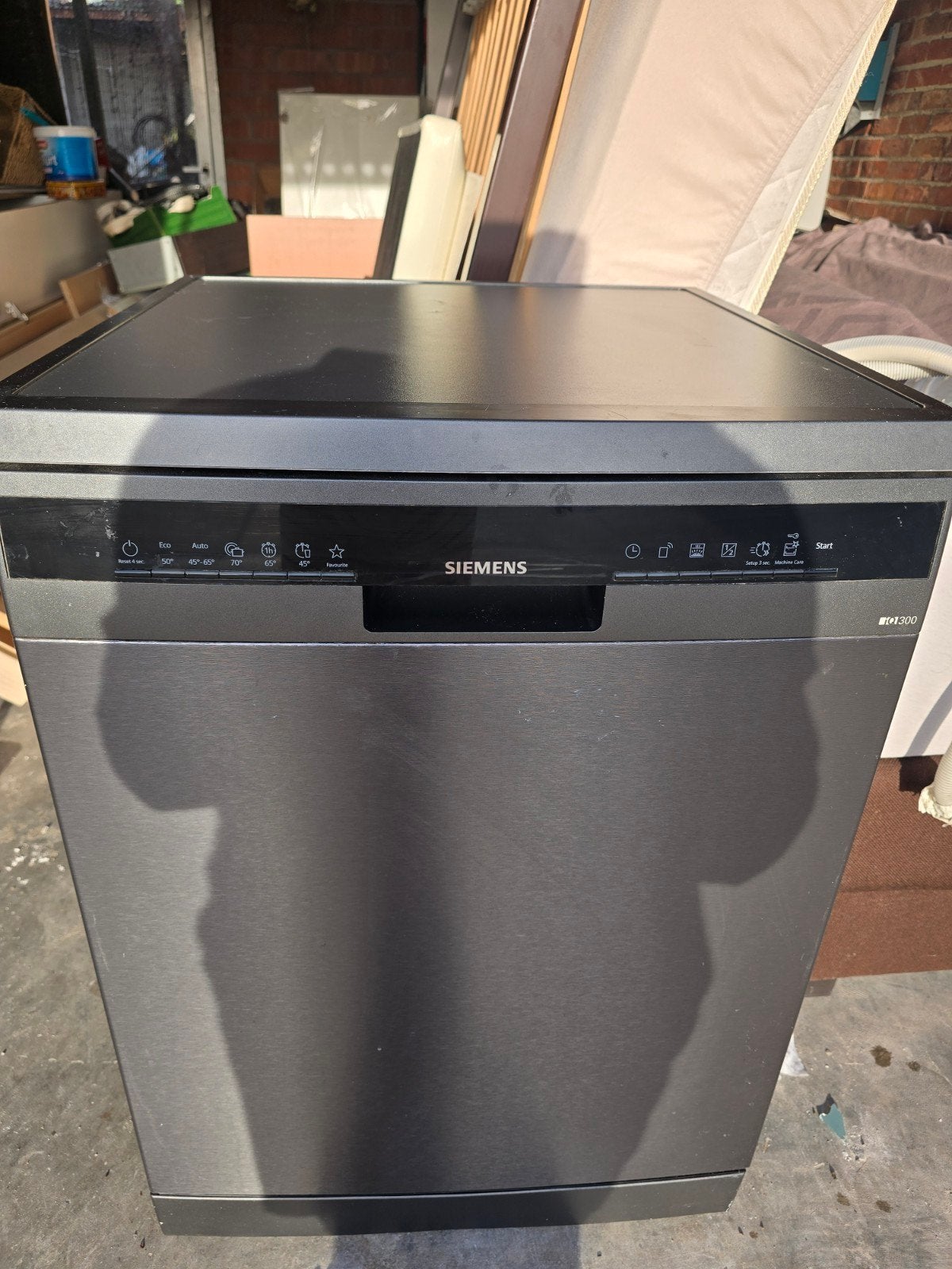 Siemens Afwasmachine, Enlèvement