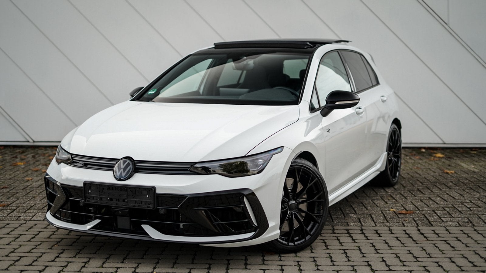 Volkswagen Golf R  8.5 BLACK EDITION | PANO | HARMAN KARDON…, Autos, Euro 6, Autre, Entretenue par le concessionnaire, 5 portes
