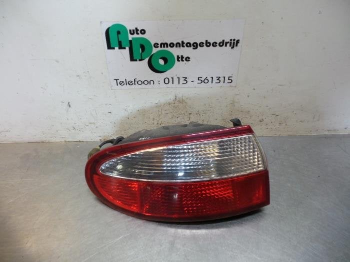 Achterlicht links van een Daewoo Lanos (Lanos 97-), Gebruikt, -, Daewoo, -