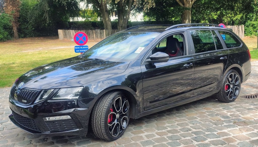 Skoda Octavia Vrs, Autos, Cuir et Alcantara, Euro 6, Entretenue par le concessionnaire, Noir