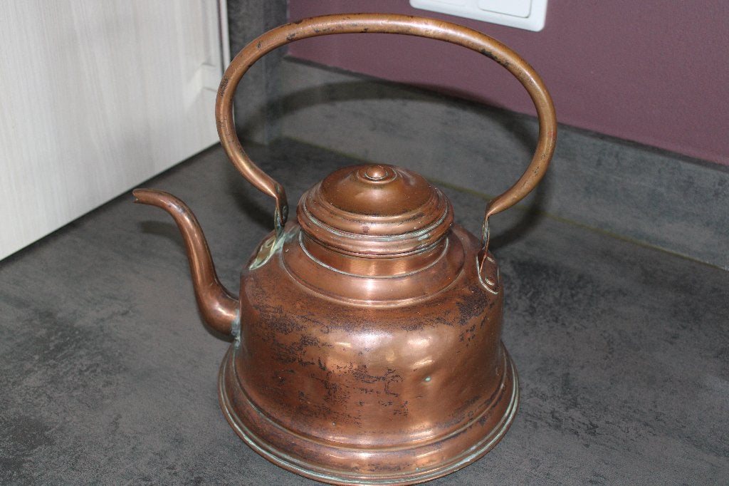 Bouilloire en cuivre vintage. D. 24 cm, H. 29 cm, L. 31 cm., Antiquités & Art, Enlèvement ou Envoi, Cuivre