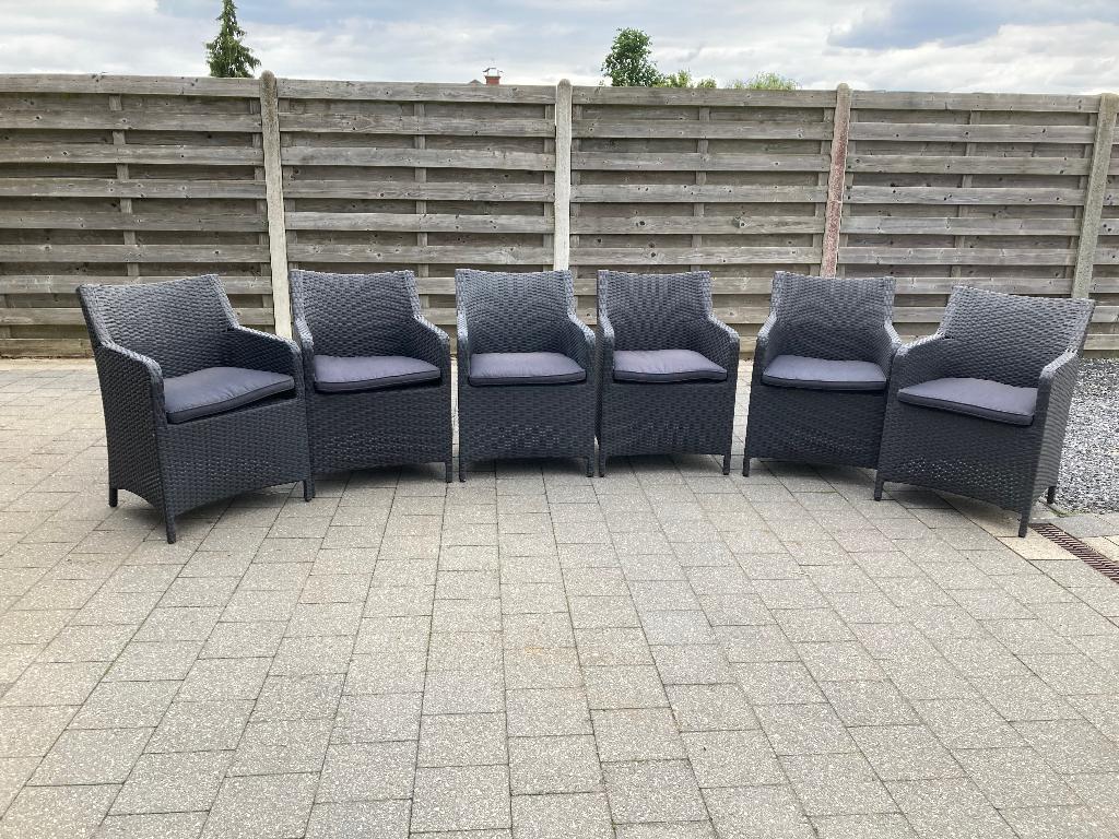 6 grijze tuinstoelen + kussen, Tuin en Terras, Ophalen, Zo goed als nieuw, Kunststof, Stapelbaar