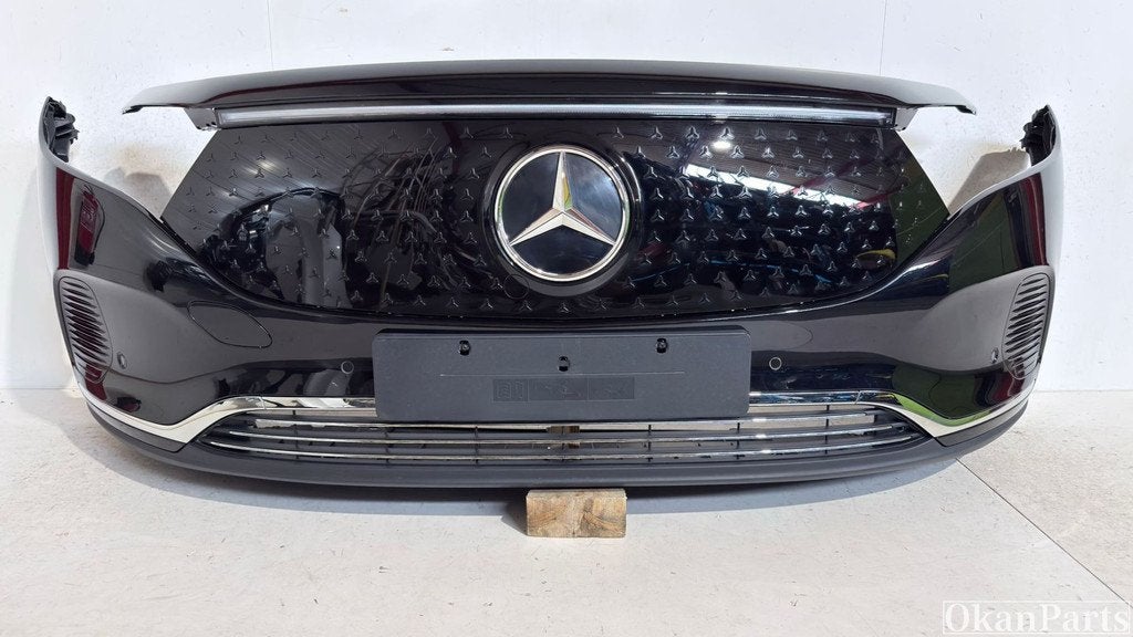 Mercedes-Benz EQA H243 voorbumper A2438850001 A2438850101, Gebruikt, Mercedes-Benz AG, Voor, Mercedes-Benz